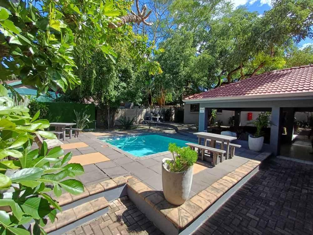 Bonim Guesthouse - Aka Magisha Guesthouse Mbombela Buitenkant foto