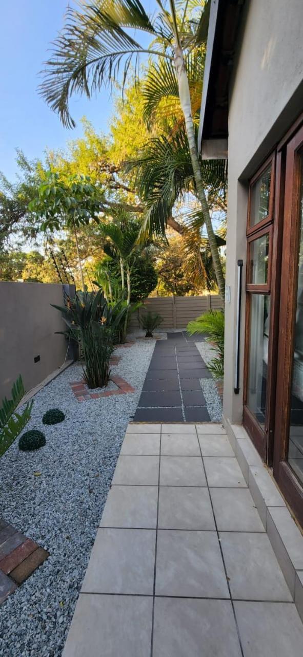 Bonim Guesthouse - Aka Magisha Guesthouse Mbombela Buitenkant foto
